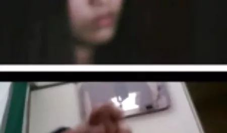 American Fuck on Bed slim wife