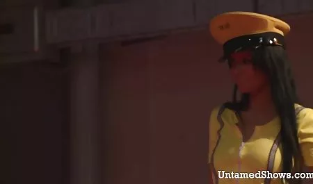 Girl fucks finger hairy kitty