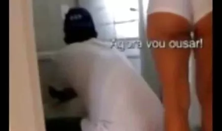 Brunette developed Anus Falloimmitatorom before meeting with Guy