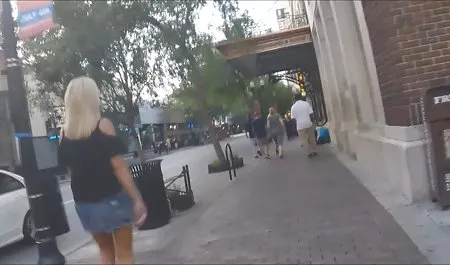 The chick blow her charms in the fitting