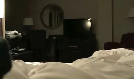 Old grandfather inserted in the pilot of the granddaughter Fallos