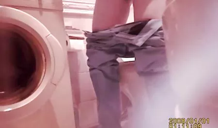 Banged a girl on the kitchen table and finished in it