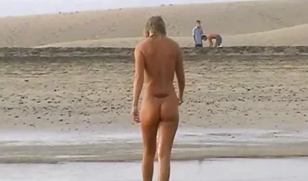 A plump maid was pushed into a shaved pisechku