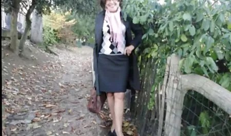 Libera girl Karen offered her boyfriend to try sex under the water