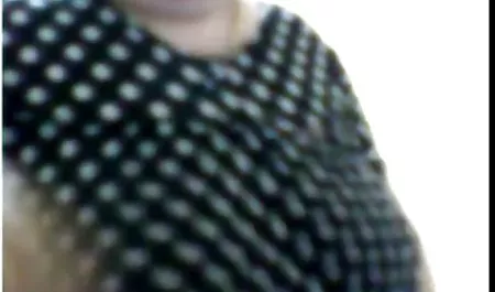 Out of the thick lyežek Zhirehu