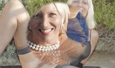 Adrian Brody fucks mistress changing his wife