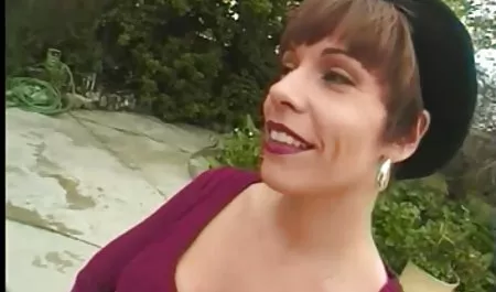 Guy shagned Natasha in the gym