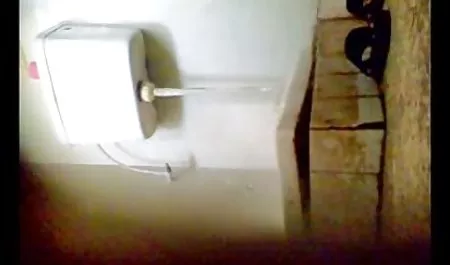 Cassandra Greedy fucket his pizdenku strap-on