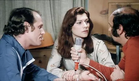 Strict mister harshly punishes submissive slaves with the strinsured Pisami