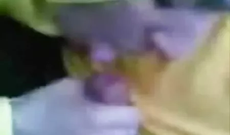 The unearthly queen of the Mineta swallows a guy's riser from 1 face