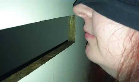 Viscous sperm emerges from Brunette's Pisa after hot Cotium