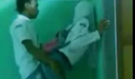 Student severely banged teacher in class