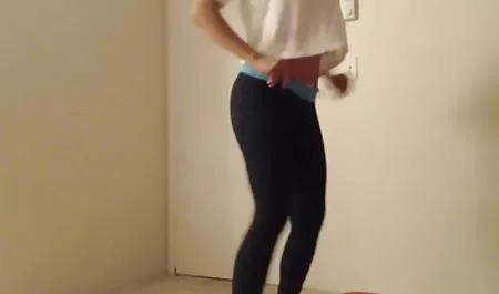 Brunette with a dwarf man with a heart