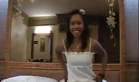 Beautiful gay masseur fry in the butt of his client