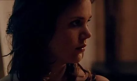 Heifer fucks herself big sex toy