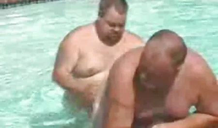 18-year-old sexy babe masturbates shaved kitty