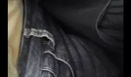 Men try to like sexy girl