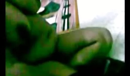 Double penetration from sex machine