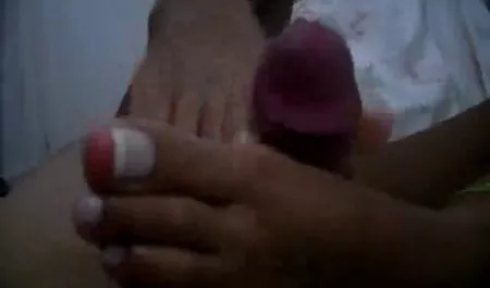 Man took off with girlfriend sex on a hidden camera on the street