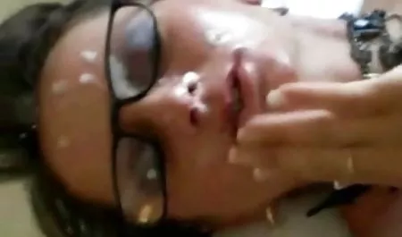 Guy attacked a tattooed girl and babe her