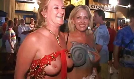 Hardcore vaginal and sex fisting for mature blonde