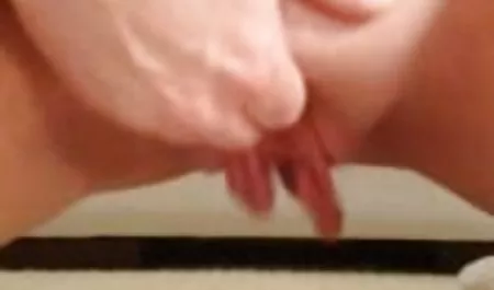 Carmen has become cancer and podrochoyu her squeak