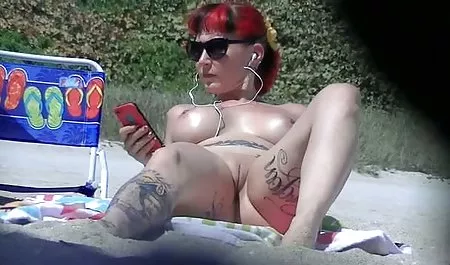 Sweet chick lubricates shaved whipped cream