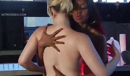 A lush chick takes a hidden camera in a bath