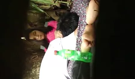 The awesome babe Delia gave the guys two holes at the same time.