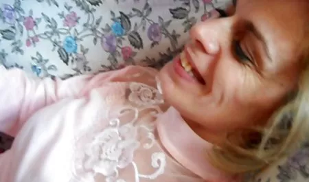 A group of guys is circling a sexy tramp