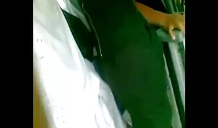 Student fucks a faloom his wet pussy krupno