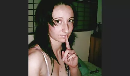 Guy gets banged with two chicks right away