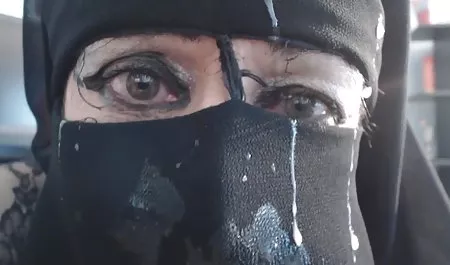 The little girl herself stripped her virginity with her finger