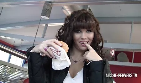 Two girls became stars of hidden shootings on a beach