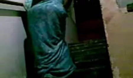 Squirting Veronica at the time of the anus sex