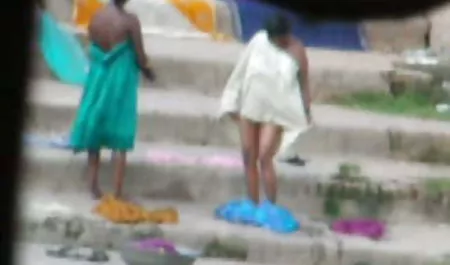 The girl lost in cards on desire and had to suck dick