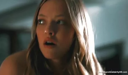 Latinka gets a enchanting orgasm from a sex machine